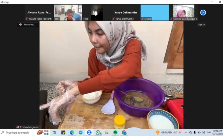 Homeschooling Studia Fun Cooking Class PAncake
